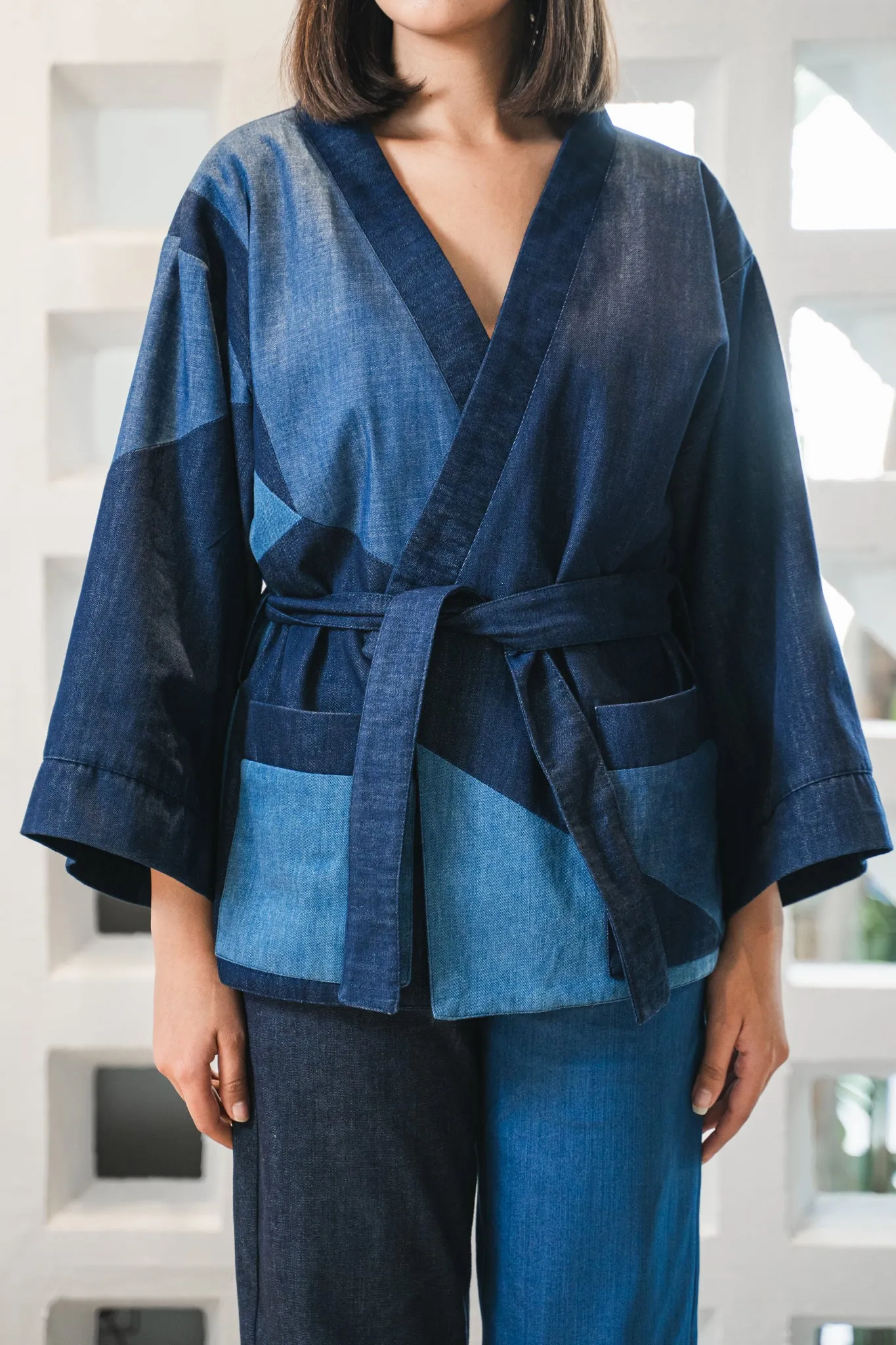 Color blocked kimono