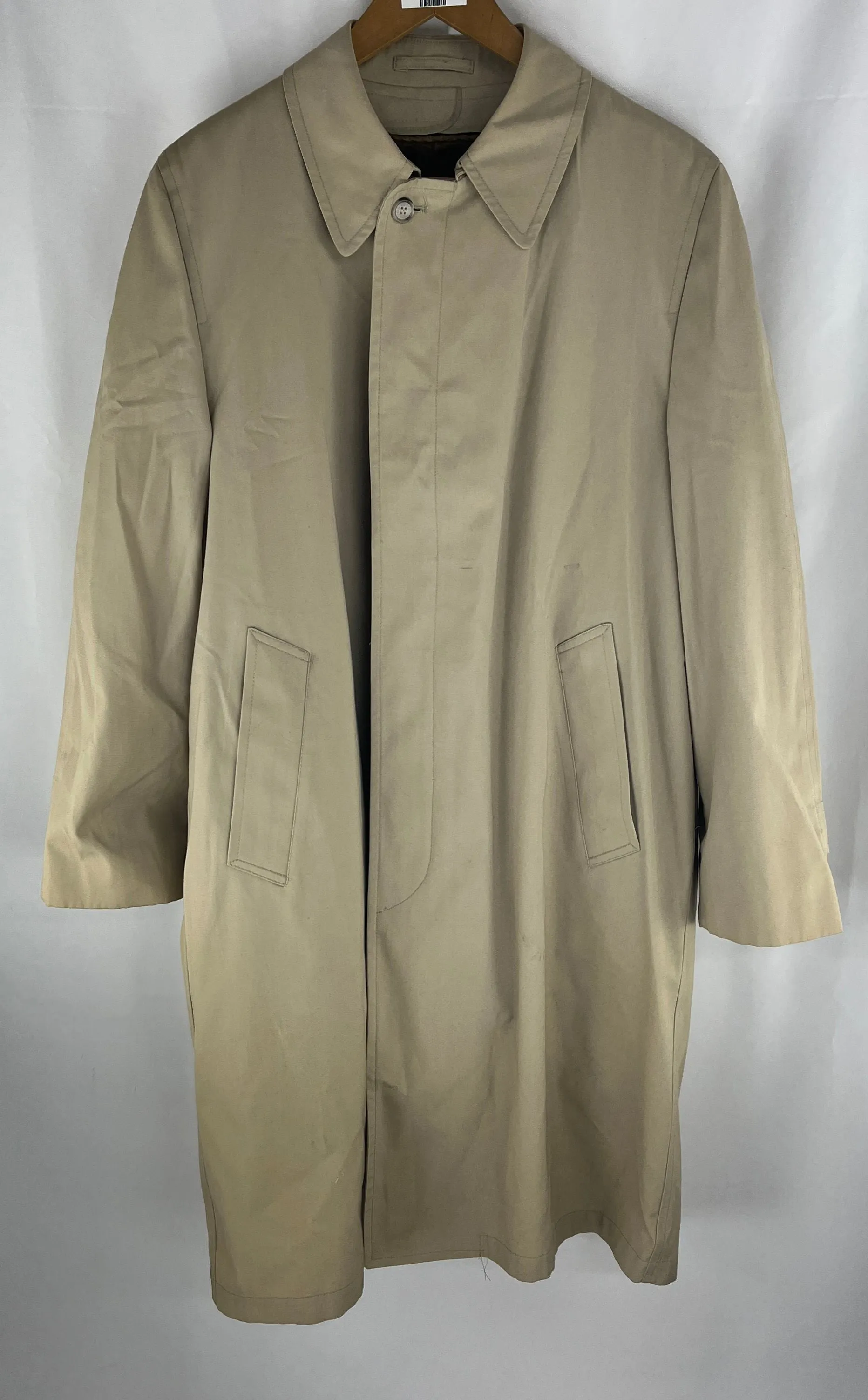 London Fog Men's Tan WP Lined Trench coat - Size 40R